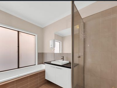 45 Moorhen Boulevard, Williams Landing