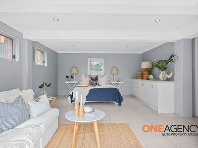 24 MAILER AVENUE, Wollongong