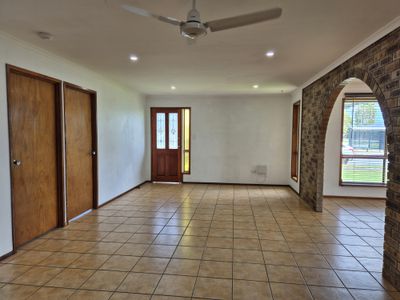 14 Schapers Road, Glenella