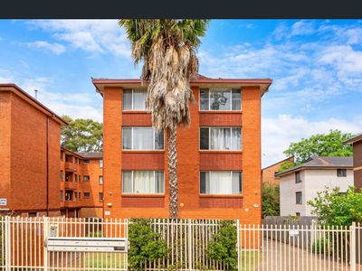 2 / 14 Forbes Street, Warwick Farm