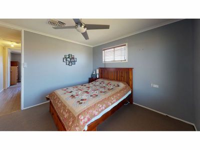 11 Pinnaroo Place, Dubbo