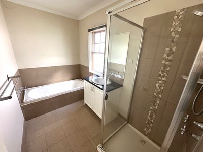5 / 3 Merric Lane, Carnegie