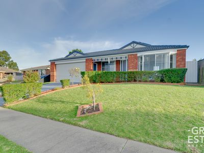 30 Broome Crescent, Cranbourne North