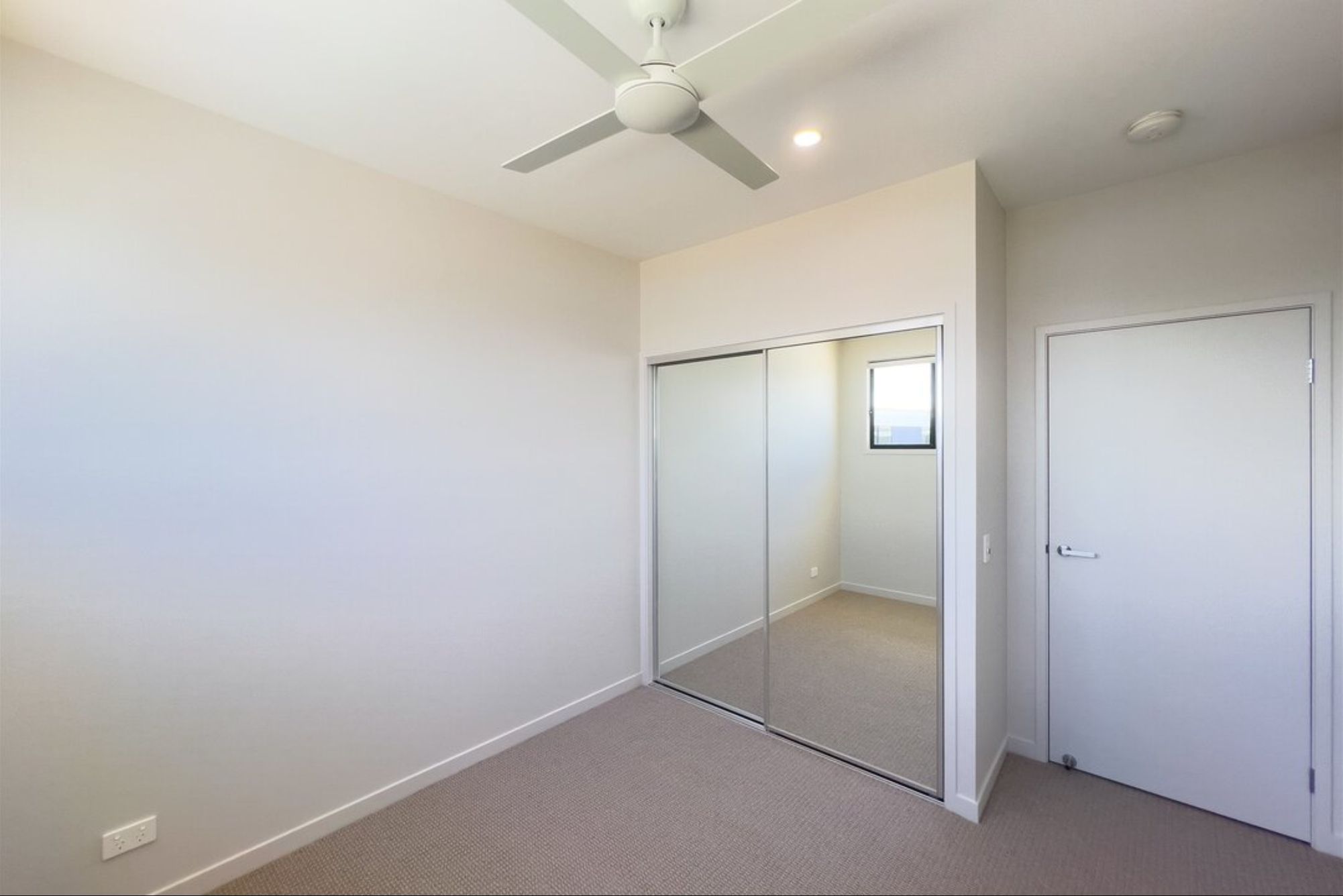 46 / 1 Lake Serenity Blvd, Helensvale