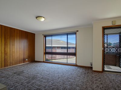2 / 3 Mandeville Court, Port Fairy