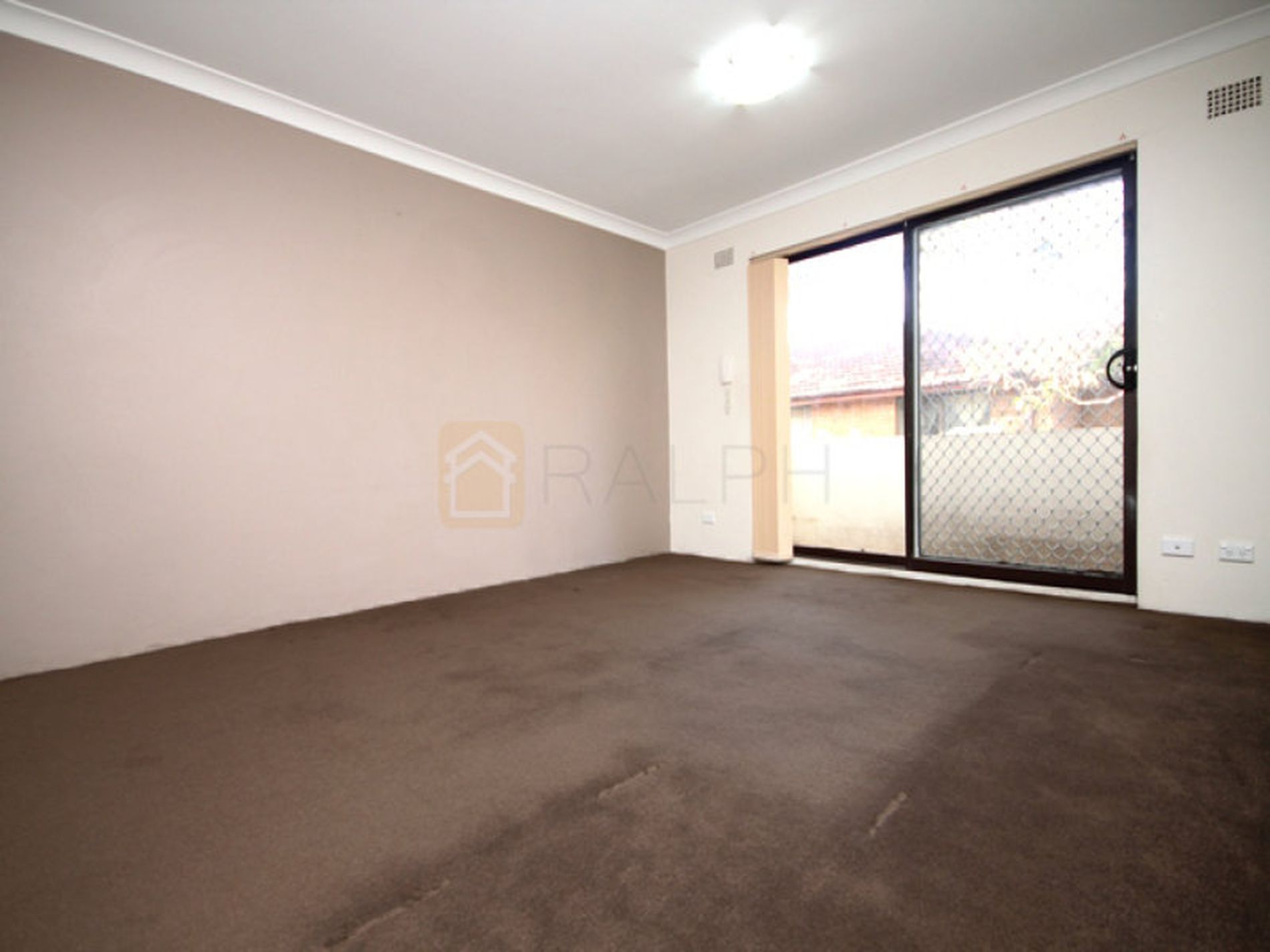 4 / 20 Fairmount Street, Lakemba