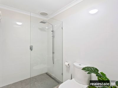 2 / 129 Edward Street, Osborne Park