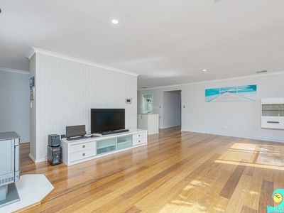 36 Seaside Avenue, Yanchep