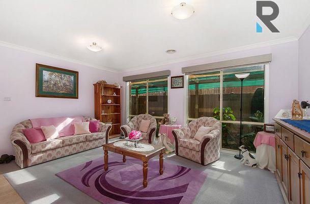 30 Bowral Loop, Craigieburn