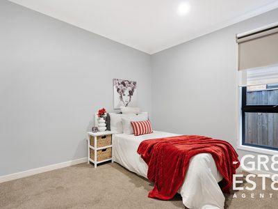 232 Duff Street, Cranbourne West