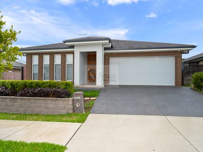 10 Rose Street, Oran Park