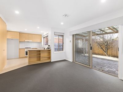 2 / 24 Stockdale Avenue, Clayton