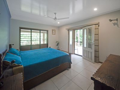 717 Old Tully Road, Djarawong