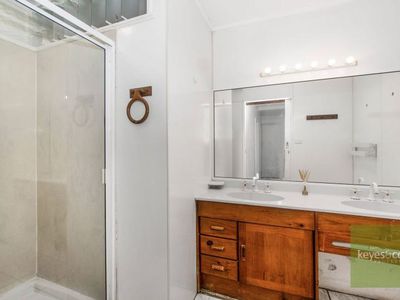 42 Acheron Avenue, Cranbrook
