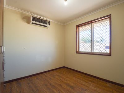 4 Yanderra Crescent, South Hedland