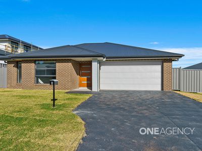 8 Wendy Place, South Nowra