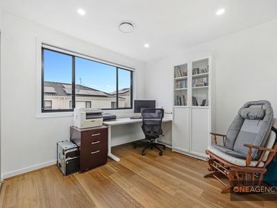 8 Dickie Glade, Tallawong