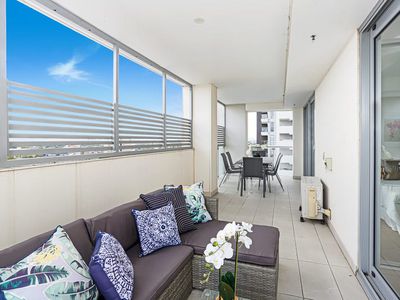 906 / 18 Harrow Road, Auburn
