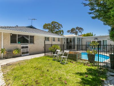 246 Riseley Street, Booragoon
