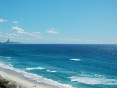 Level FL14 / 2 Nineteenth Ave., Palm Beach