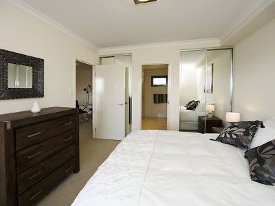 72 / 18 Wellington Street, East Perth