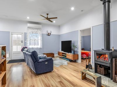 935 Dry Creek Road, Broadford