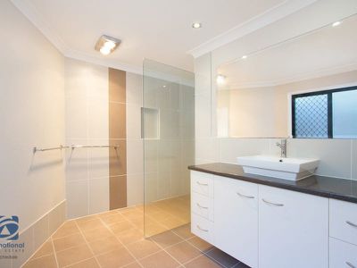 6 Gills Close, Rochedale South