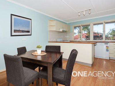 86 Goldfinch Street, Inala