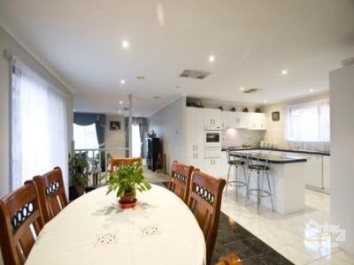 74 The Parkway, Hampton Park