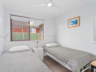 1 / 14-16  Robert St, Forster
