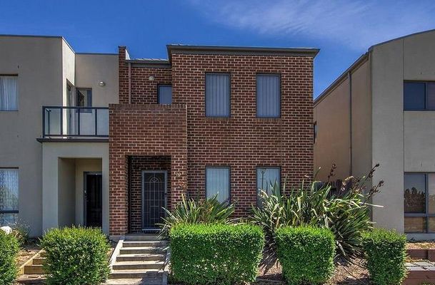70 Hamilton Hume Parade, Craigieburn