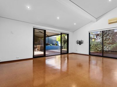 22 Earlston Place, Booragoon