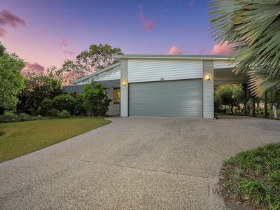 10 PAPERBARK COURT, Woodgate