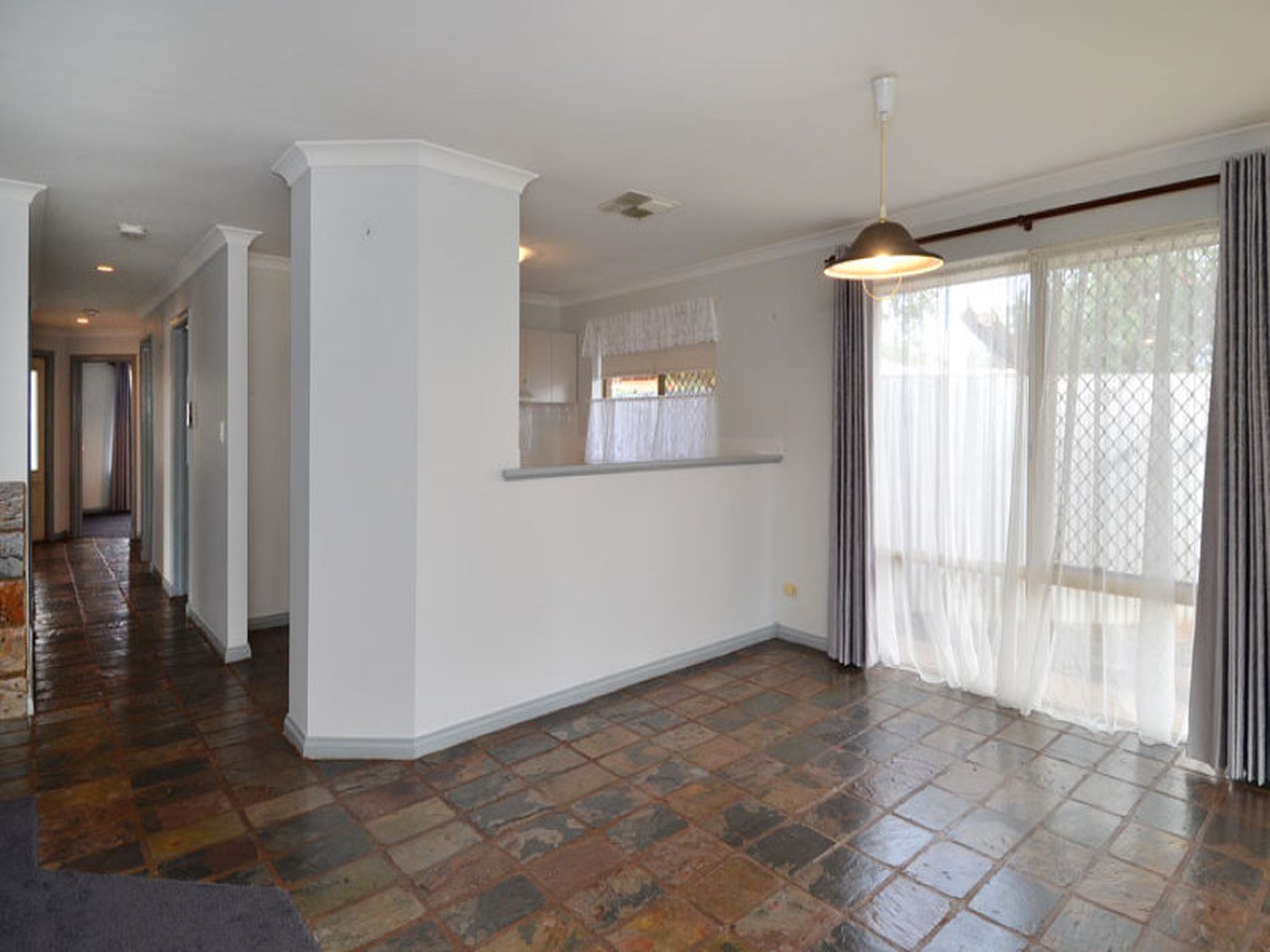 8B Siberia Close, Hannans