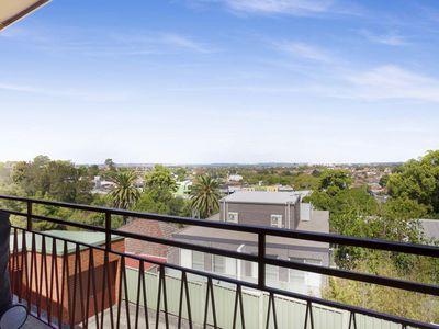 4 / 4 Pittowen Avenue, Arncliffe