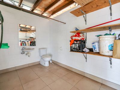 10 Calandrinia Court, Moulden