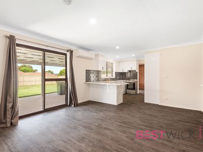 18 Elphinstone Place, Windradyne