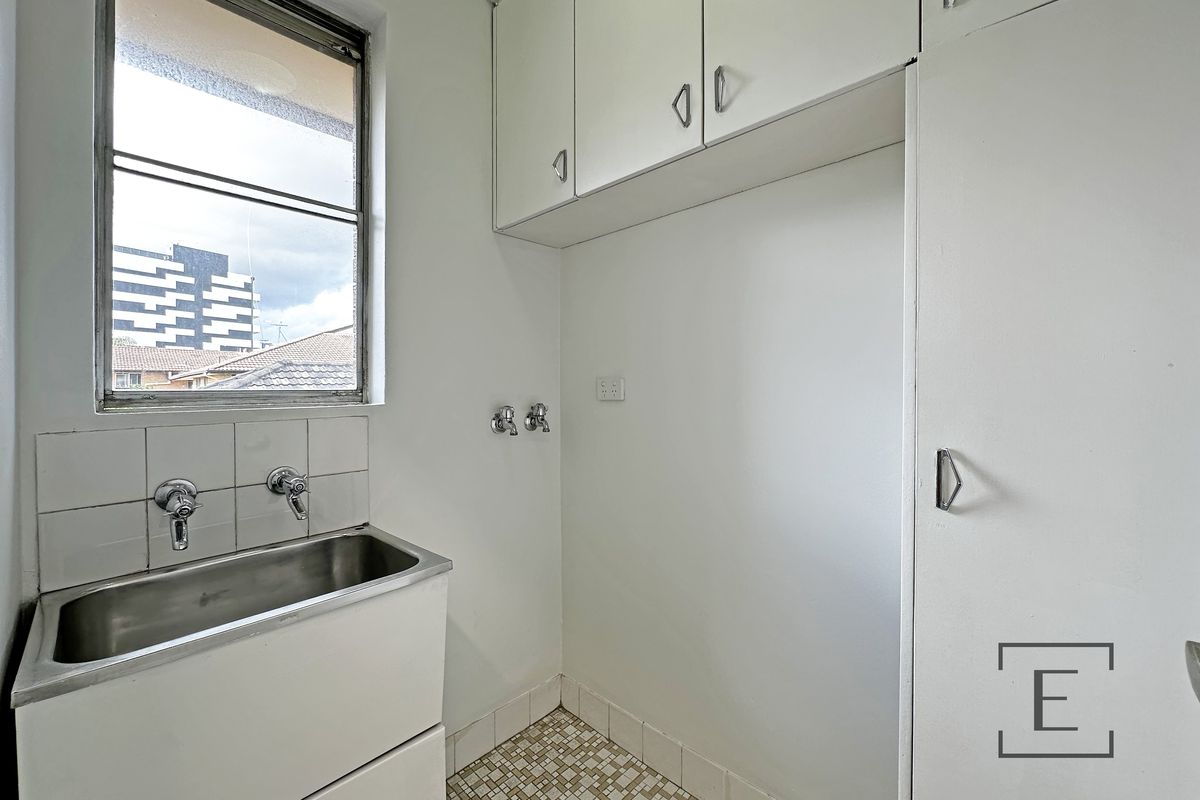 6 / 19 Lyons Street, Strathfield