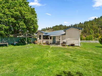 8 Foxlow Street, Captains Flat