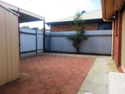 4 / 17 Leadenhall Street, Port Adelaide