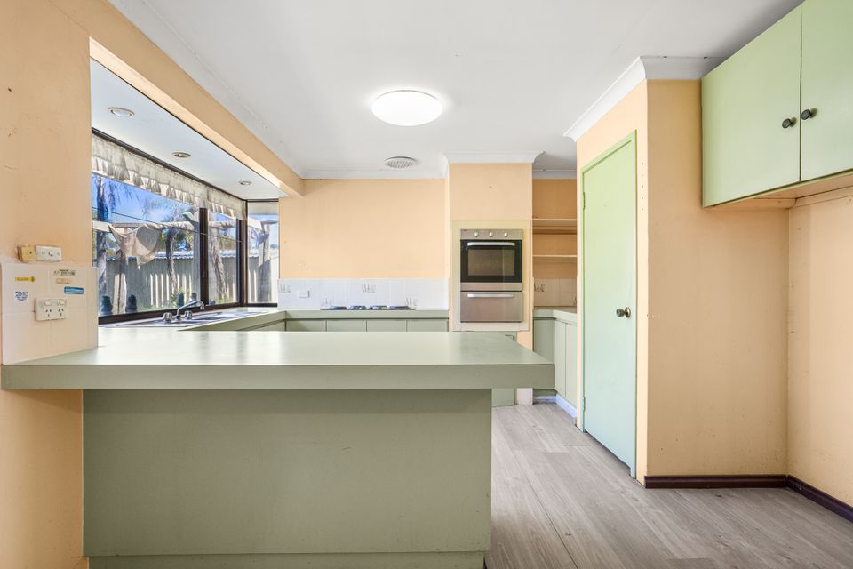 34 RICKETTS COURT, Rockingham
