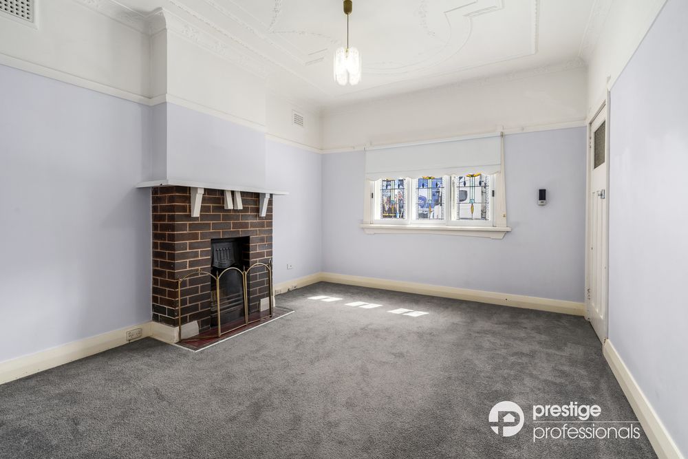 12 Moorebank Avenue, Moorebank