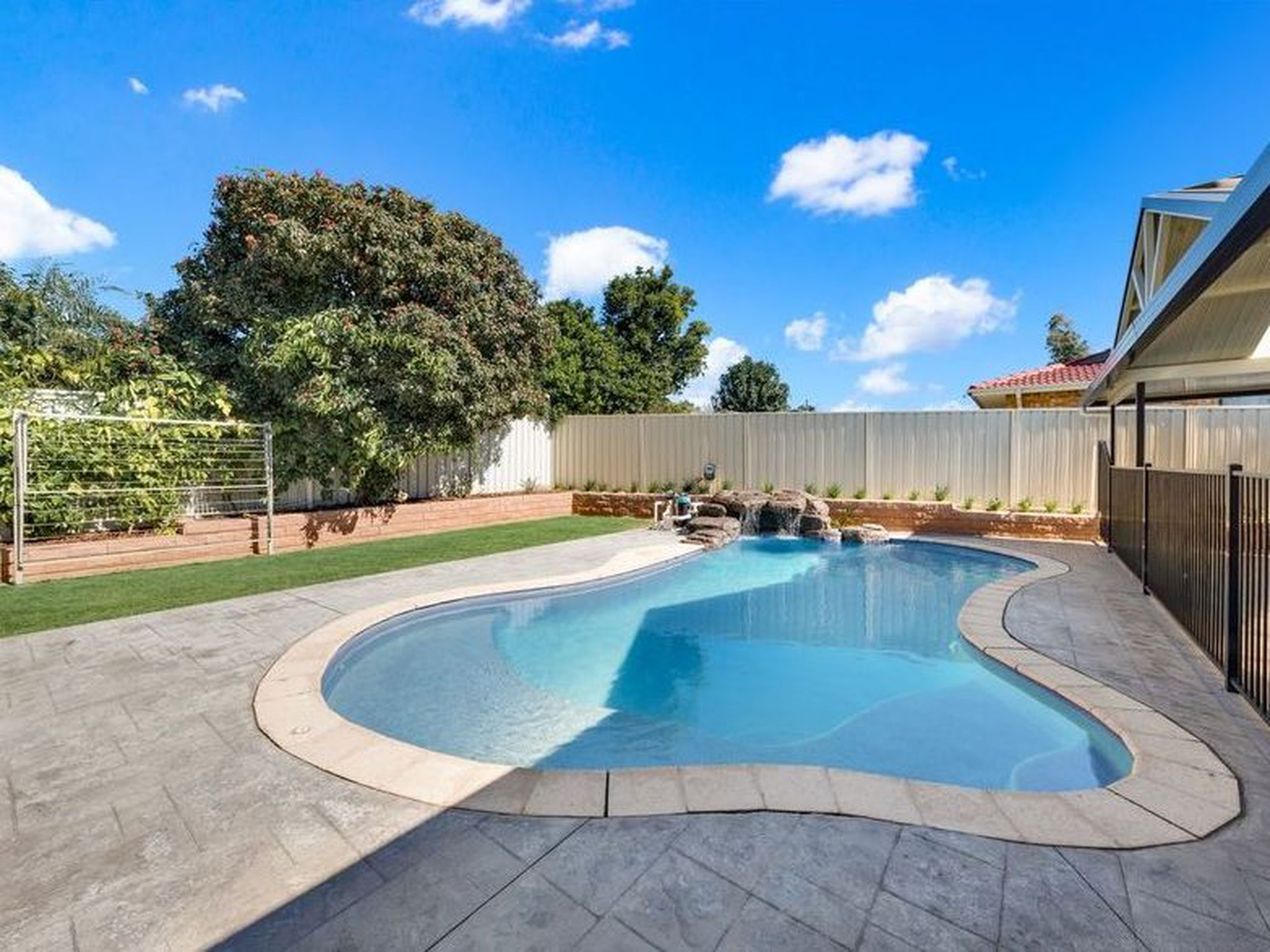 16 Stoke Crescent, SOUTH PENRITH