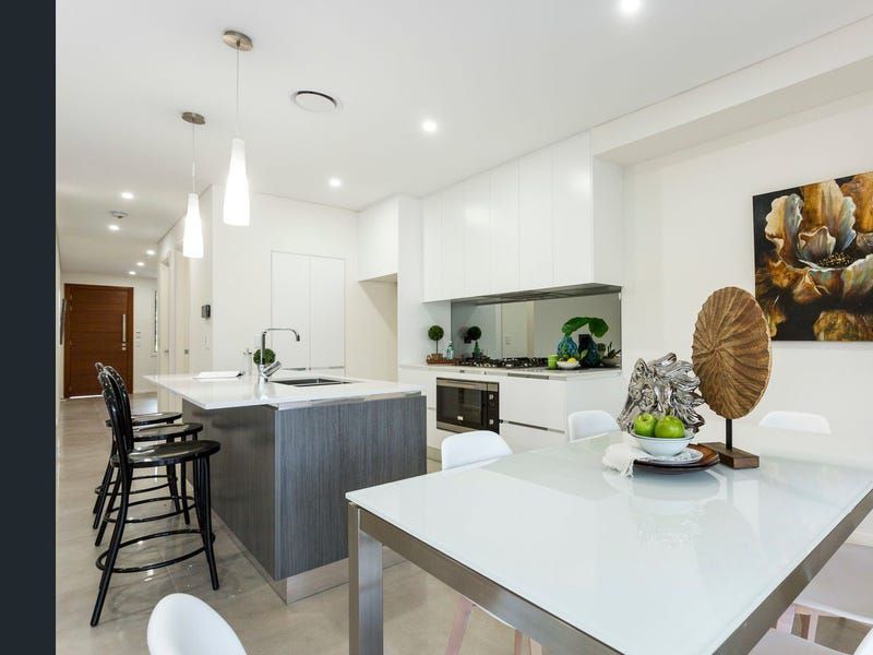 33A Gowlland Parade, Panania