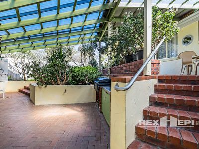 14 Munro Close, Hampton Park