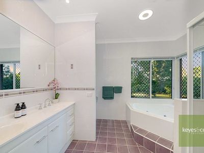 11-19 Shady Lane, Alligator Creek