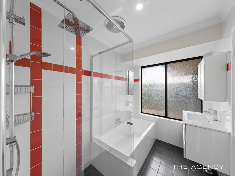 2 Little Rush Close, South Lake