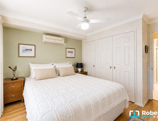 Easy and Spacious Living in a Great Location! image 9