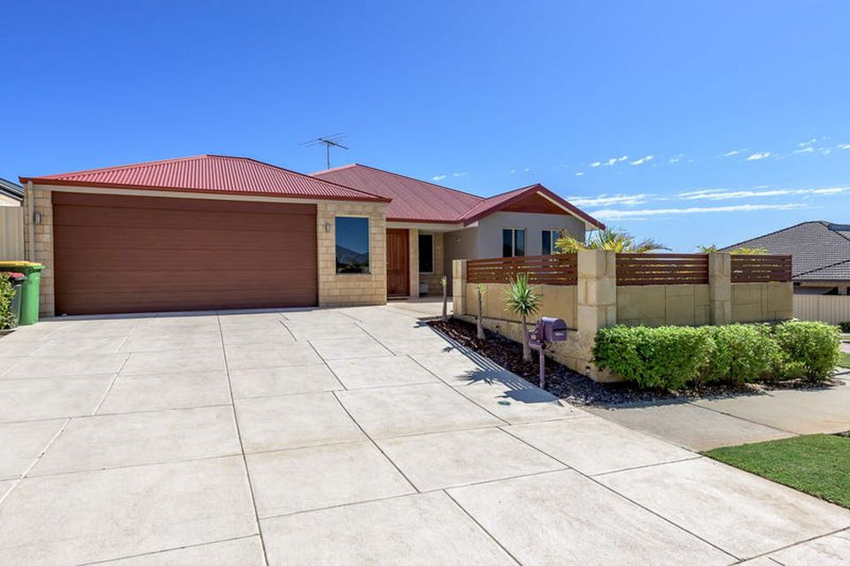 18 Forward Street , Baldivis
