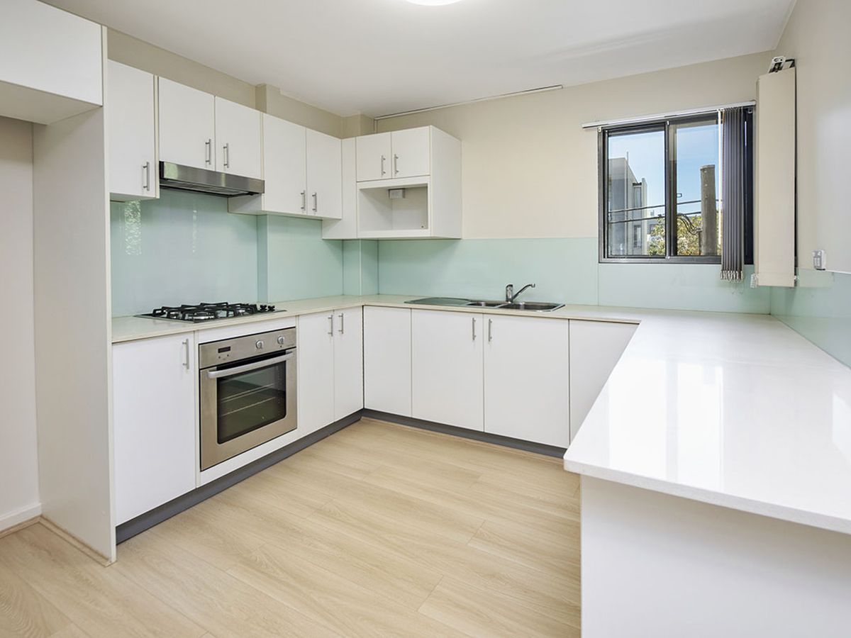 4 / 550 Botany Road, Alexandria